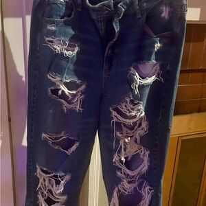 American Eagle ripped distressed mom jeans size 14